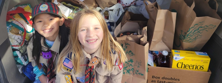 Scouts collecting for Scouting for Food